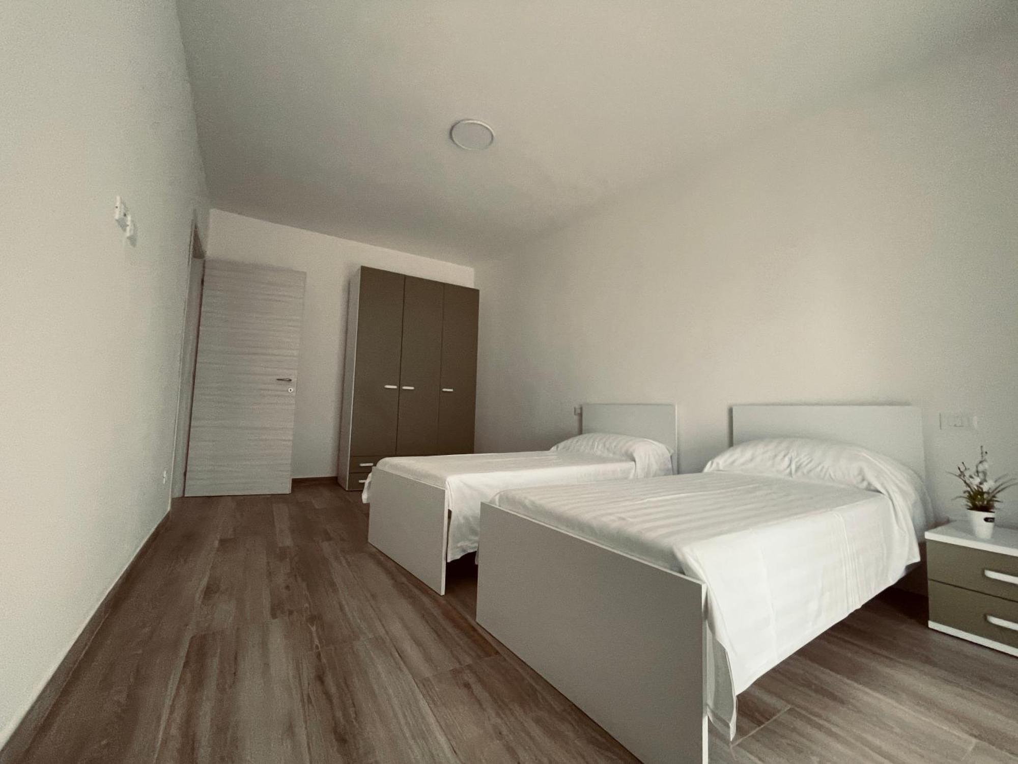 Lake House Vercurago Luaran gambar